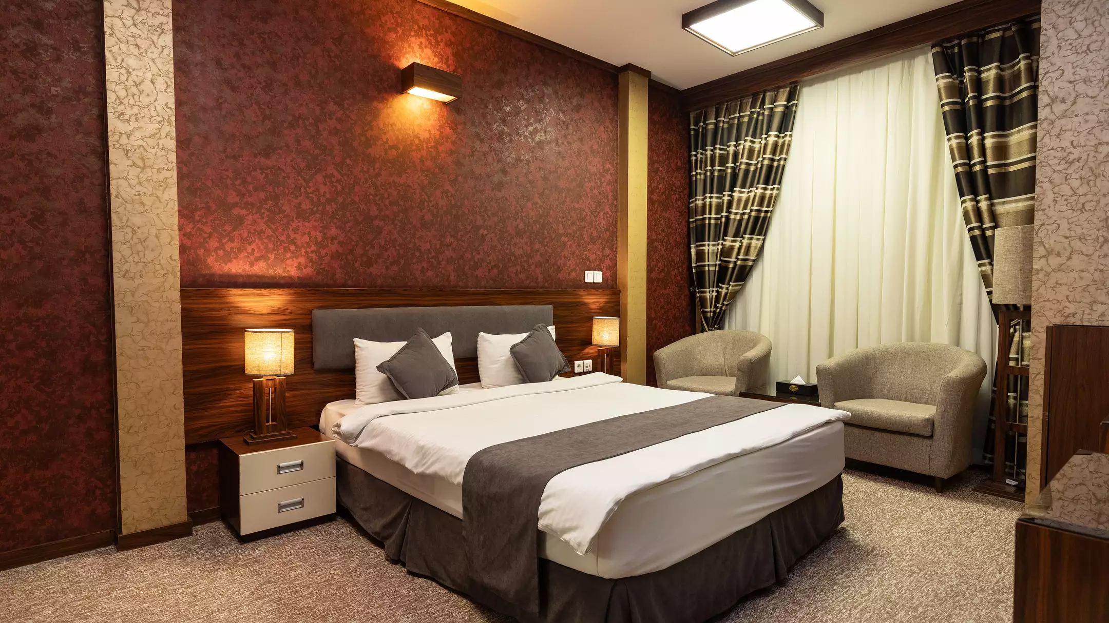 هتل حلما مشهد